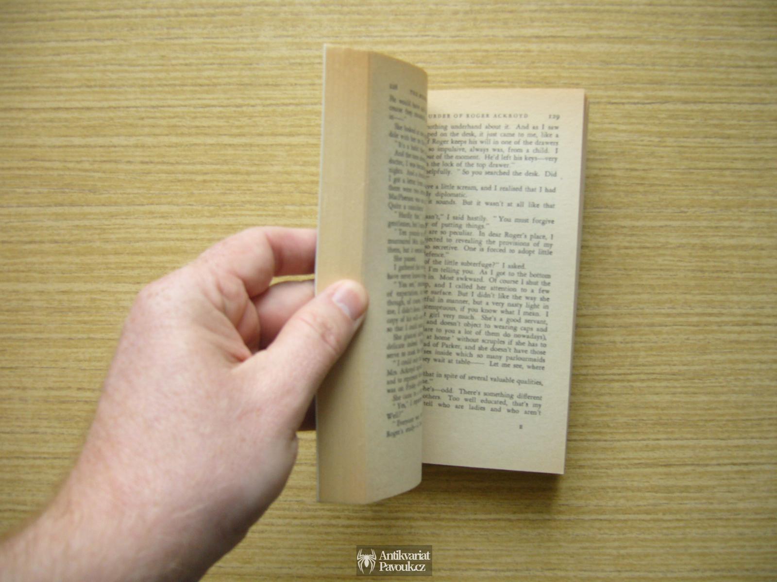Agatha Christie - The Murder of Roger Ackroyd | 1974, anglicky