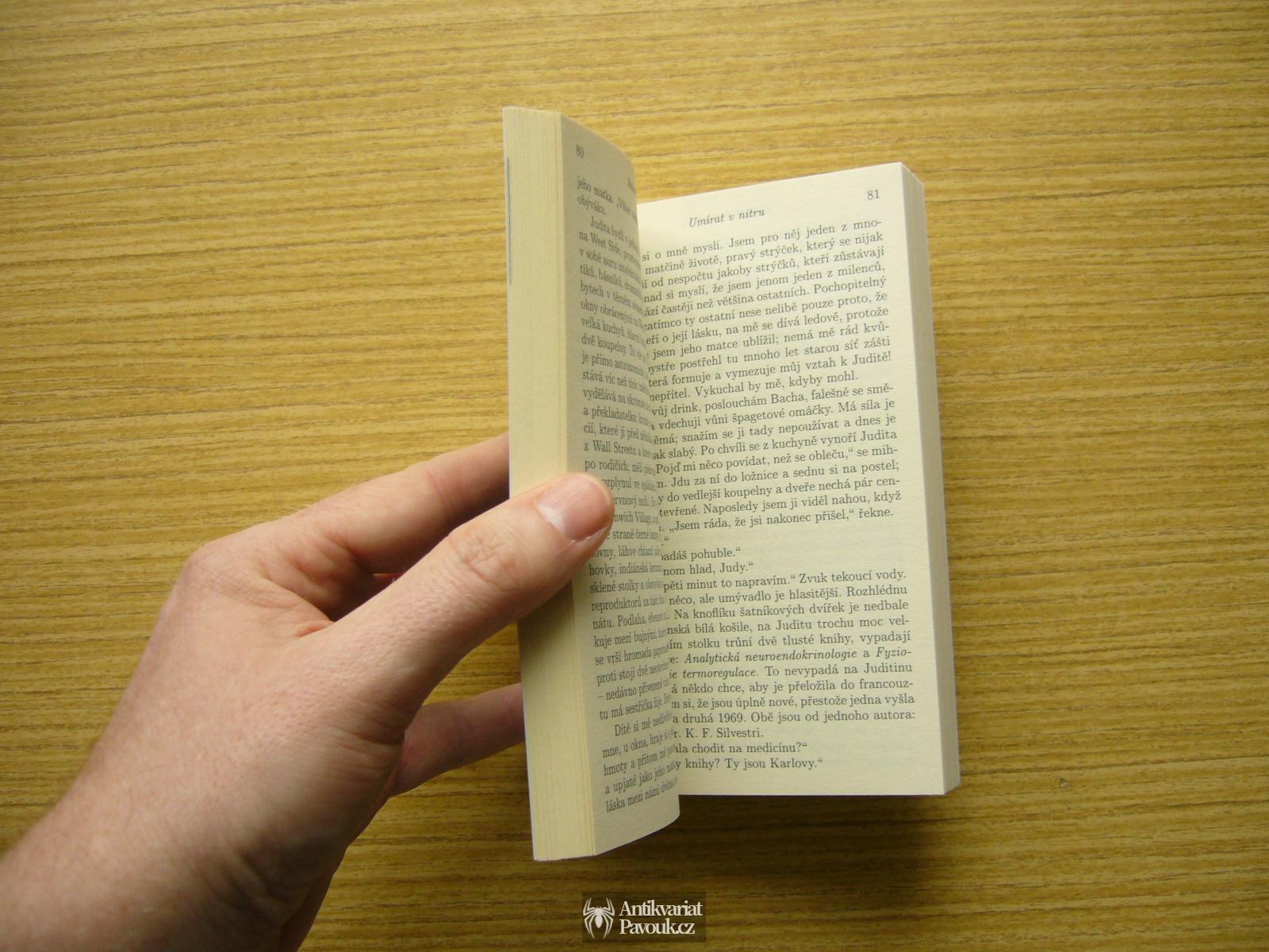 Robert Silverberg - Umírat v nitru | 2009, NOVÁ