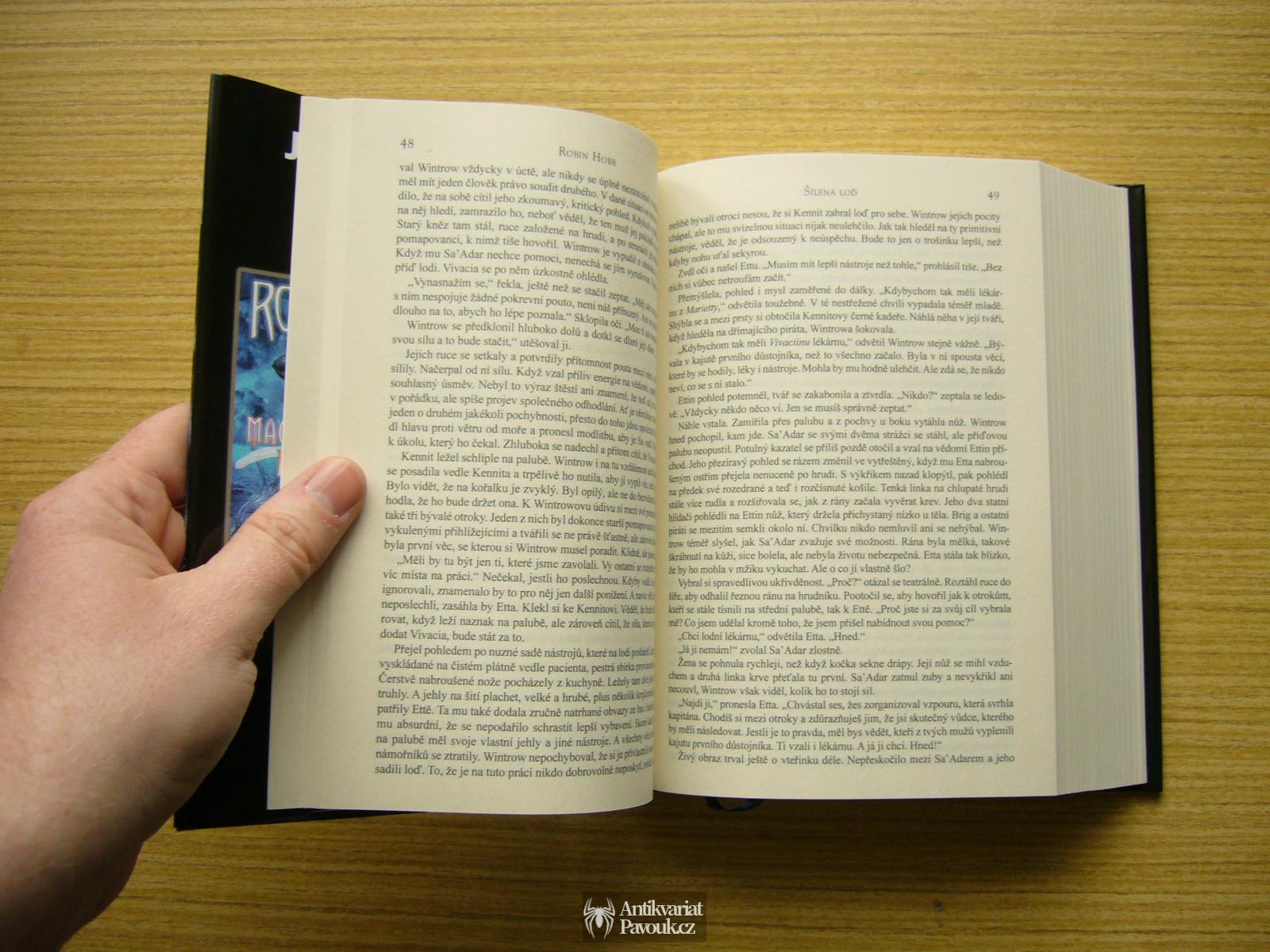 Robin Hobb - Živé lodě 2: Šílená loď | 2012, NOVÁ